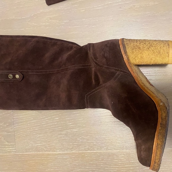 UGG women's brown suede, knee high, pull on boot - Picture 2 of 7
